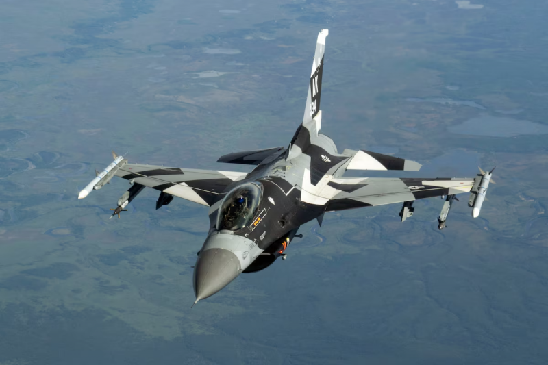 Mỹ phê duyệt thương vụ vũ khí 16,5 tỷ USD cho nhiều đồng minh Trung Đông -0