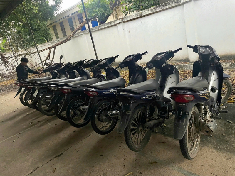 Nhóm trộm xe máy liên tỉnh sa lưới khi đang trên đường tẩu thoát -0