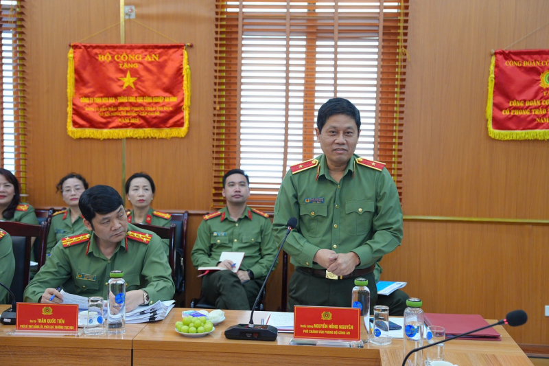 Bàn giải pháp phát triển doanh nghệp an ninh -0