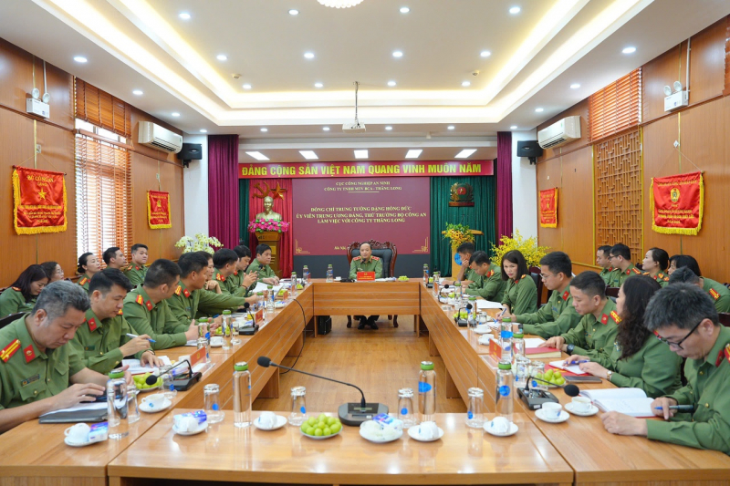 Bàn giải pháp phát triển doanh nghệp an ninh -0