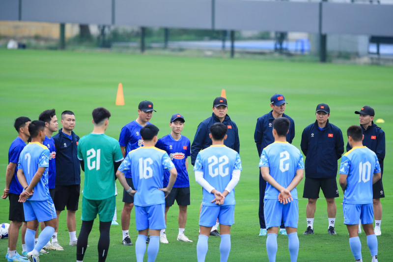 Đỗ Hoàng Hên: Tôi tự hào khi được khoác áo ĐTQG Việt Nam -0