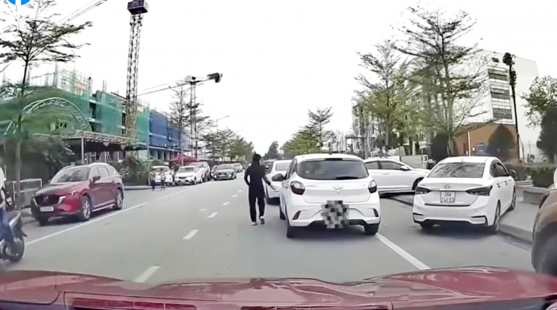 “Phạt nguội” vi phạm từ tin báo tố giác của người dân -0