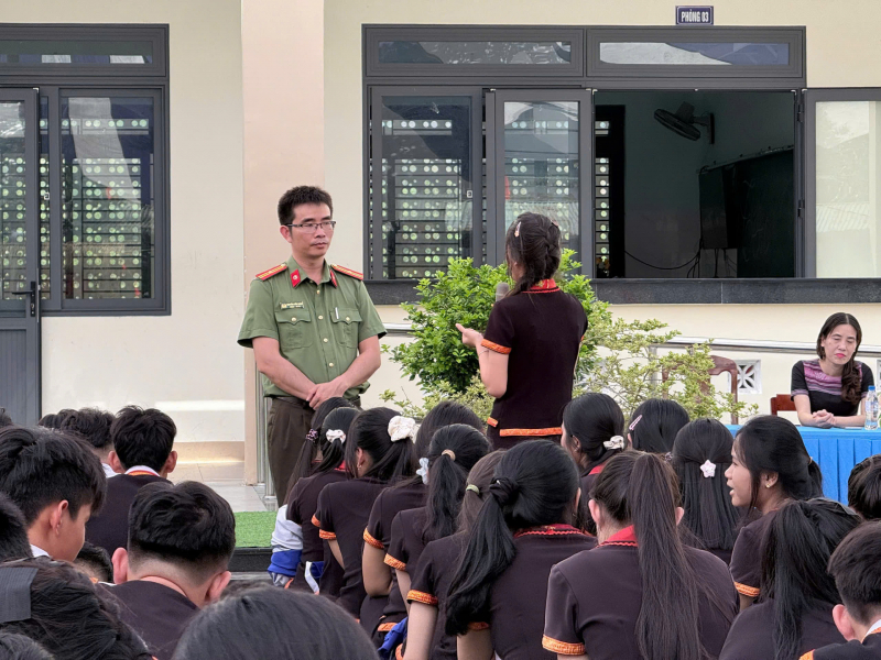 Cảnh giác với “ma trận” lừa đảo nhắm vào người yếu thế -0