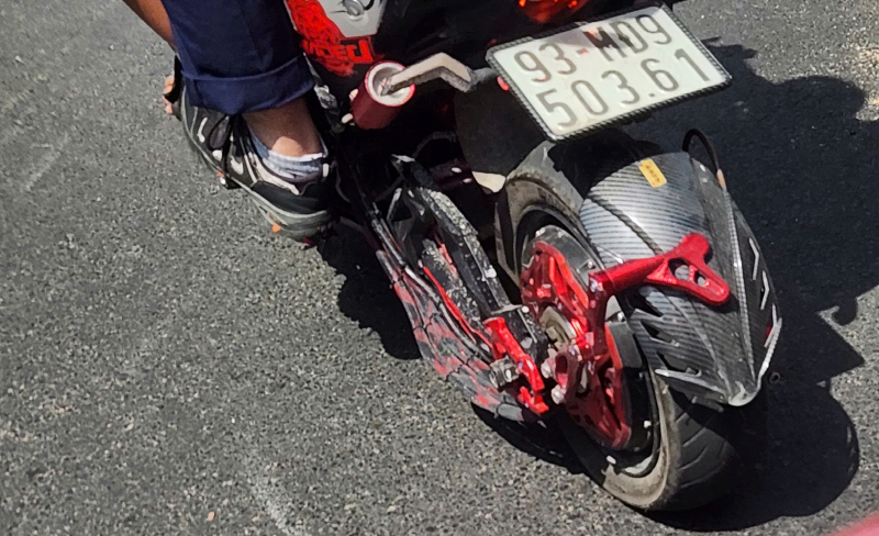  Đừng khóc khi giao xe cho con em mình rồi phó mặc -0