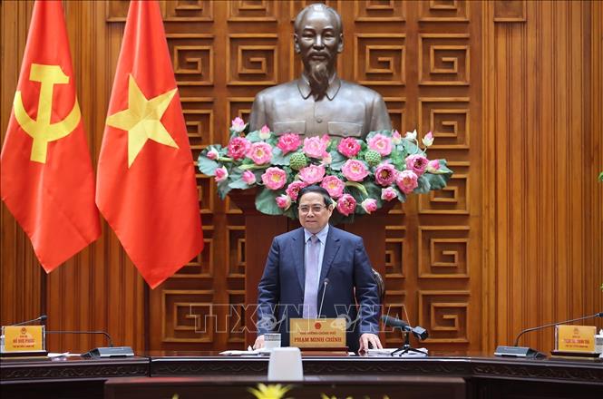 Thủ tướng: Đáp ứng đủ nhu cầu năng lượng, xăng dầu cho sản xuất, kinh doanh và tiêu dùng -0