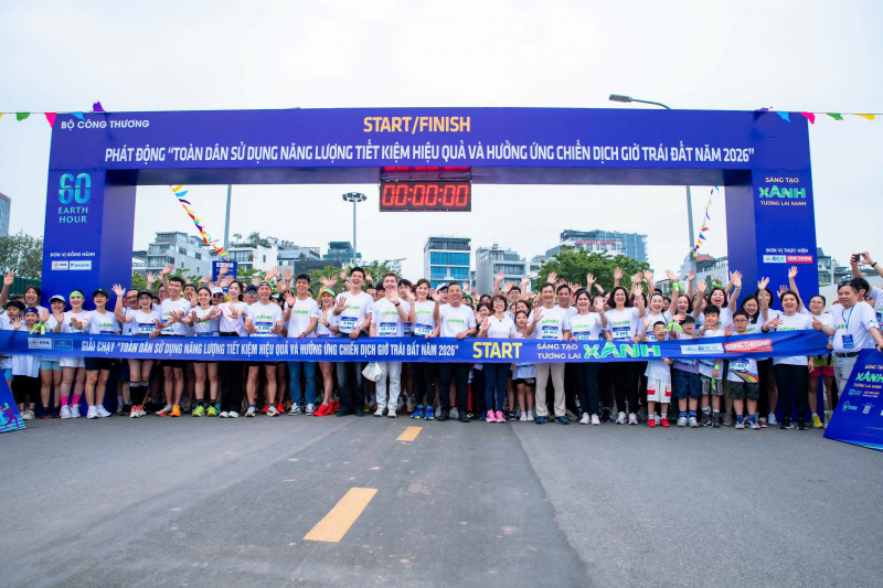 2.000 người chạy hưởng ứng sử dụng năng lượng tiết kiệm, Chiến dịch Giờ Trái đất -0