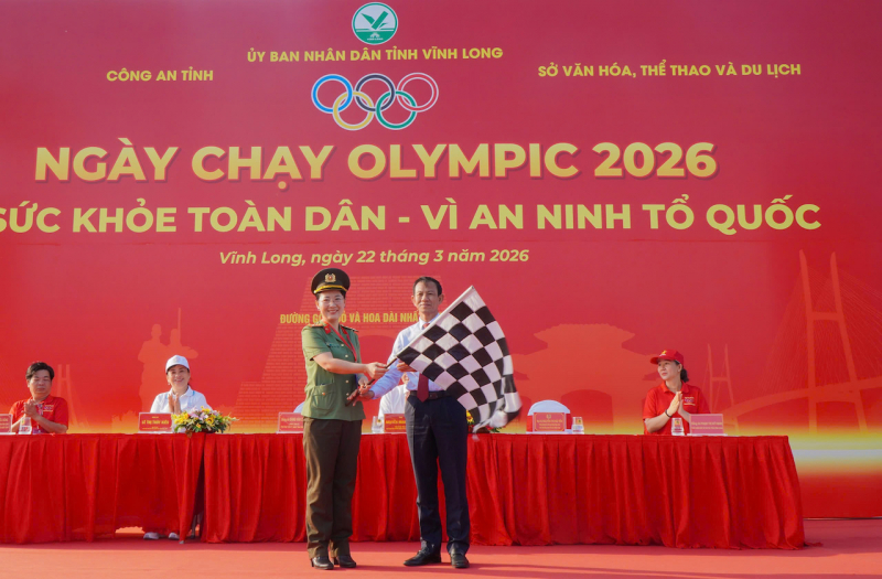 Miền Tây Nam bộ sôi nổi “Ngày chạy Olympic: Vì sức khỏe toàn dân - Vì an ninh Tổ quốc” -0