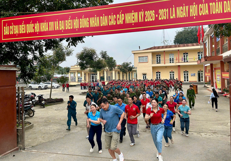 Công an các địa phương tham gia Ngày chạy Olympic vì sức khỏe toàn dân - Vì An ninh Tổ quốc -0