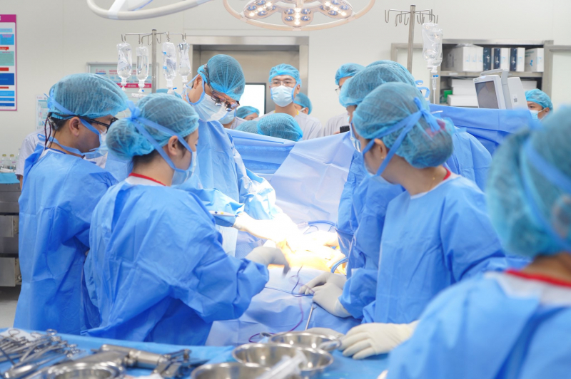 Người đàn ông bị tai nạn giao thông hiến tạng cứu sống 6 người -0