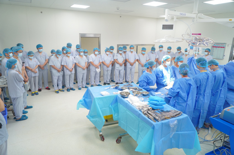 Người đàn ông bị tai nạn giao thông hiến tạng cứu sống 6 người -0