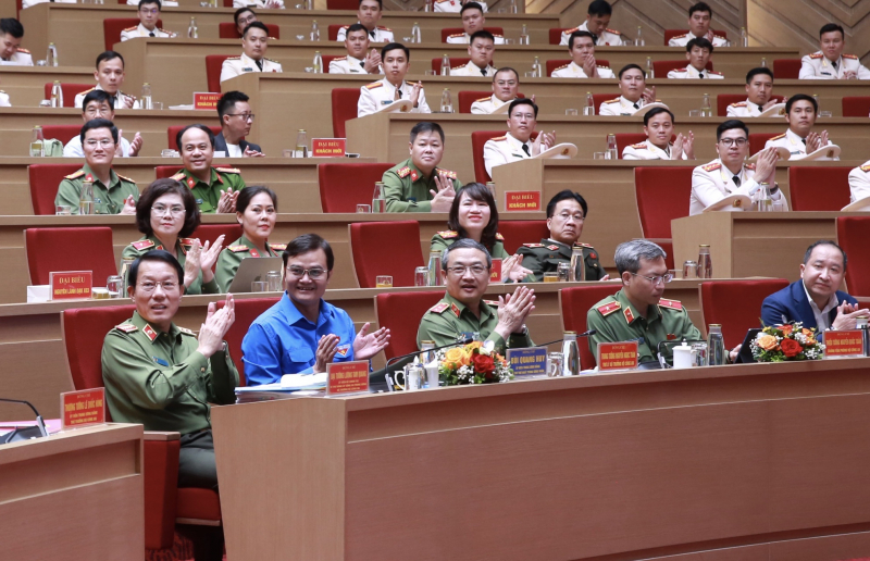 Đoàn Thanh niên Bộ Công an đón nhận Huân chương Bảo vệ Tổ quốc hạng Nhất -0