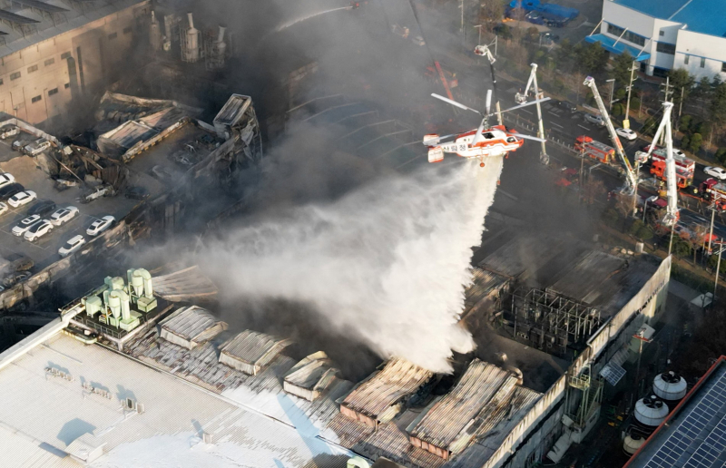 Vụ cháy nhà máy phụ tùng ô tô ở Hàn Quốc: 14 người thiệt mạng -0