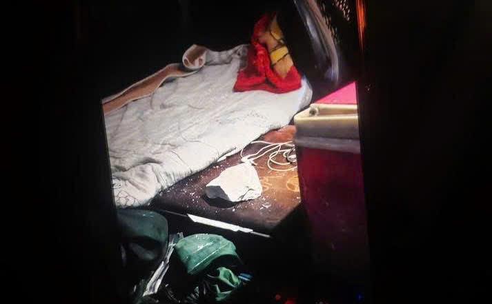 Nhanh chóng xác minh nhóm đối tượng ném đá vào xe ô tô đang lưu thông trên cao tốc Bắc-Nam -0