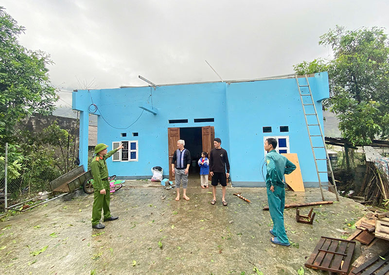 Khẩn trương hỗ trợ nhân dân khắc phục hậu quả thiên tai, mưa đá ở Tuyên Quang -0