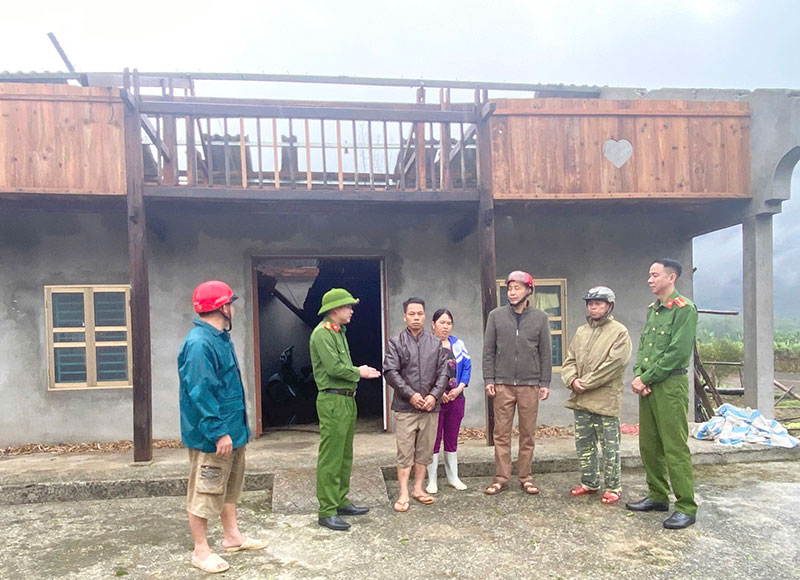 Khẩn trương hỗ trợ nhân dân khắc phục hậu quả thiên tai, mưa đá ở Tuyên Quang -1