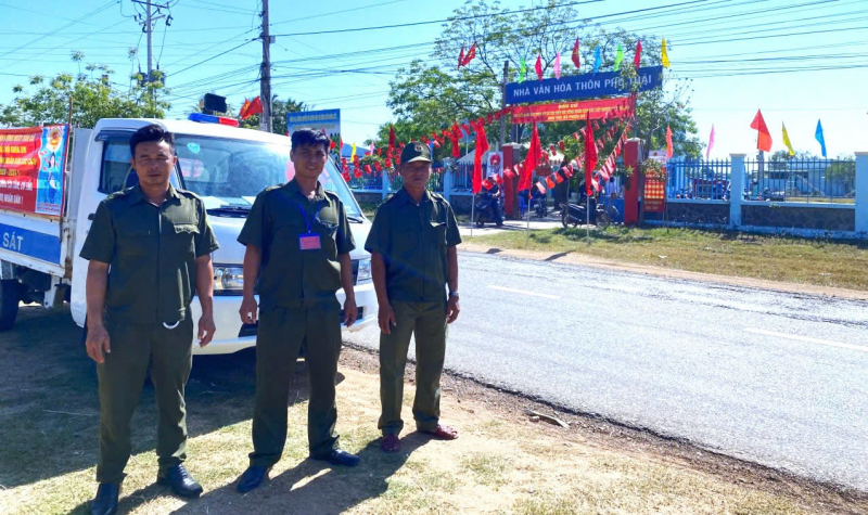 Người thầm lặng giữ gìn bình yên thôn xóm -0