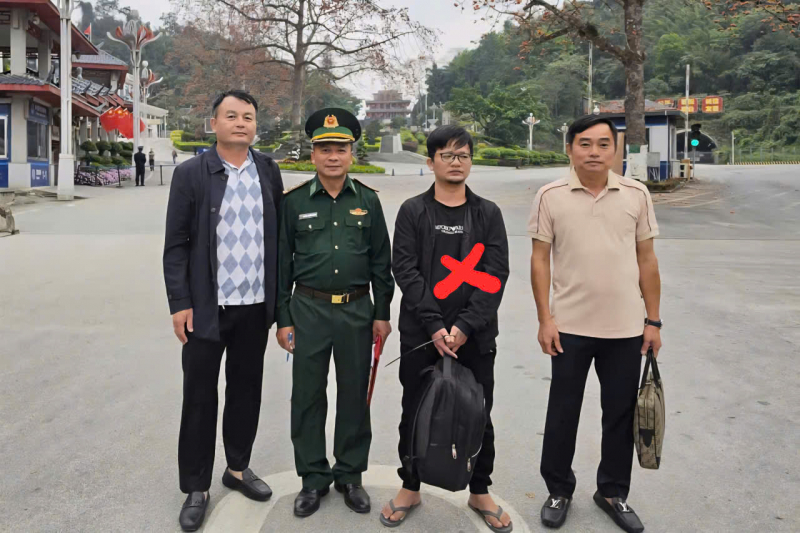 Cục Cảnh sát hình sự bắt đối tượng truy nã người nước ngoài buôn bán vũ khí, giết người -0