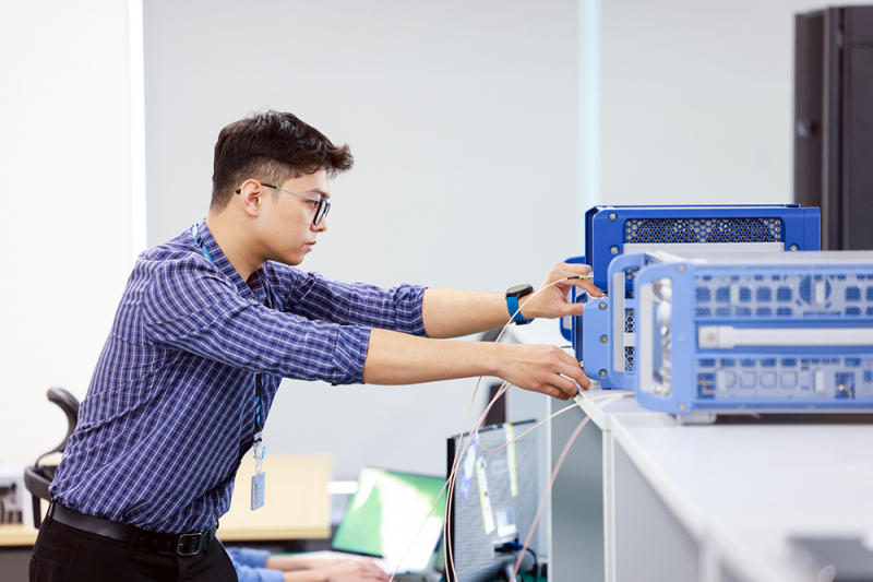 Thanh niên với tương lai đất nước -1