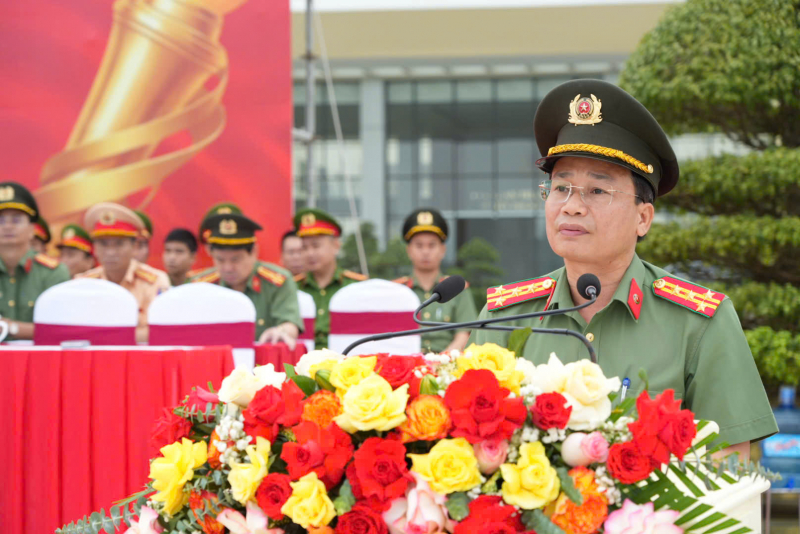 Công an TP Huế khai mạc Đại hội khỏe Vì an ninh Tổ quốc lần thứ IX  -0