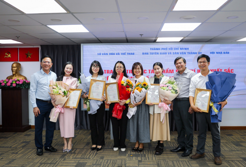 TP Hồ Chí Minh khen thưởng 70 tác phẩm báo chí xuất sắc viết về thành phố -0