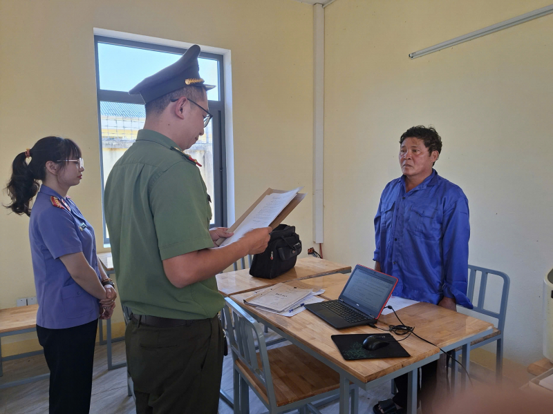 Quảng Ngãi: Khởi tố đối tượng vận chuyển gần 100 kg thuốc nổ -0