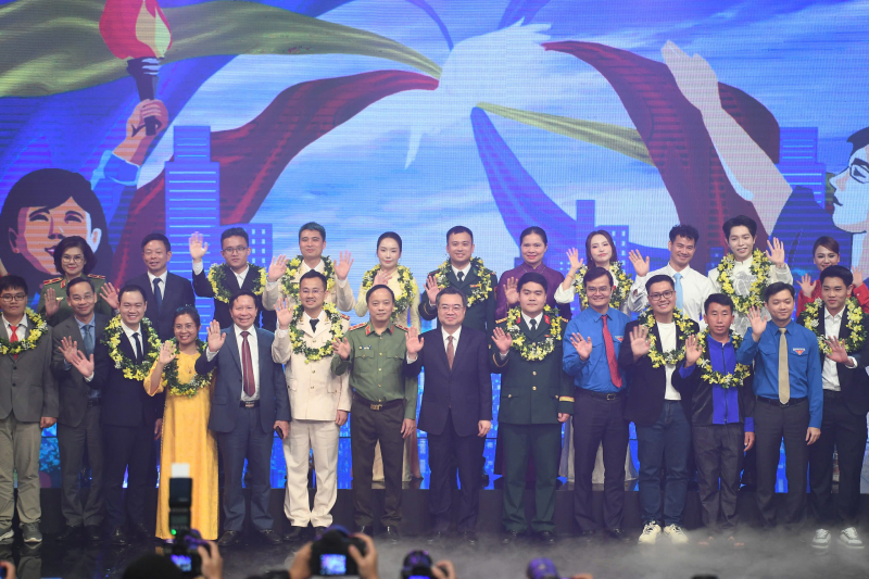 Tôn vinh những tấm gương xuất sắc, lan toả khát vọng cống hiến của tuổi trẻ Việt Nam -0