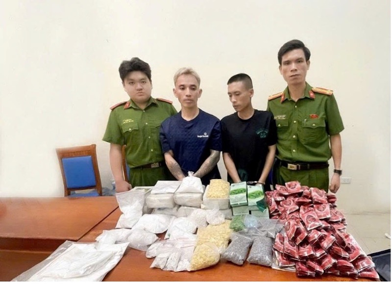 Truy tố 3 đối tượng mua bán, vận chuyển hơn 25 kg ma túy  -0