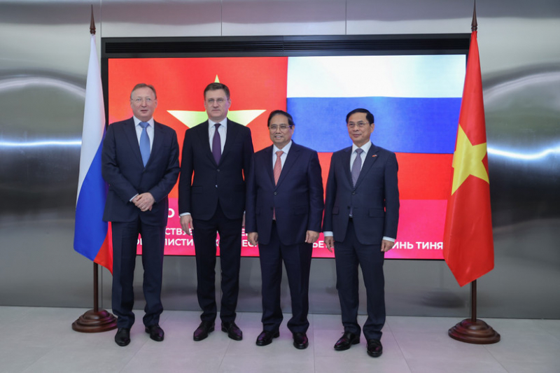 Prime Minister visits, works with Vietnam’s leading oil and gas partner in Russia -0