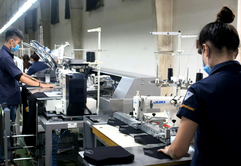 Bài 2: Điểm sáng trong tiết kiệm năng lượng, chuyển đổi xanh  -0