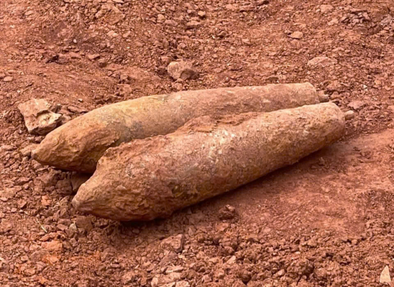 Bắc Ninh: Kịp thời di dời người dân, xử lý an toàn 2 quả bom MK 80 trong khu dân cư -0