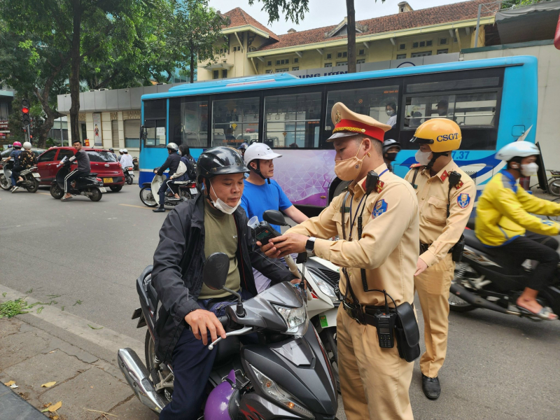 Cục Cảnh sát giao thông: Việc bãi bỏ Nghị định 100 không có nghĩa là dừng xử phạt vi phạm giao thông  -0