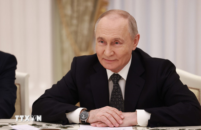 Tổng thống Putin giao Bộ Ngoại giao Nga xem xét miễn thị thực cho công dân Việt Nam -0