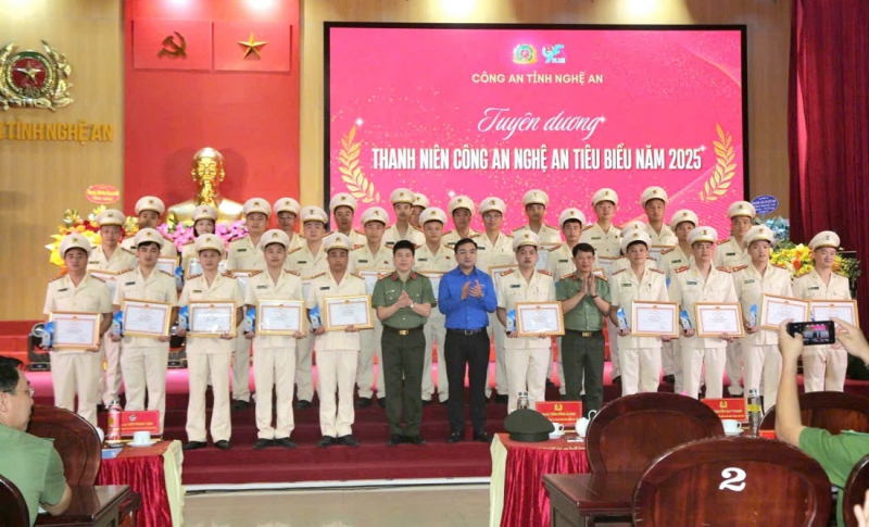 Tuổi trẻ Công an Nghệ An xung kích lập công, vì bình yên cuộc sống -0
