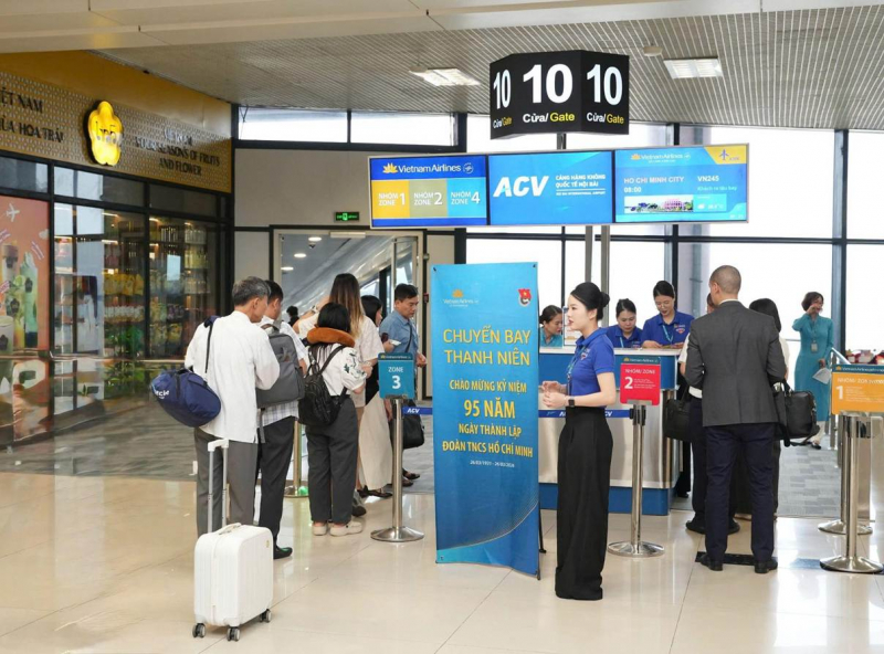 Hàng không Việt thắp sáng tinh thần nhiệt huyết trên “Chuyến bay Thanh niên” 2026 -0