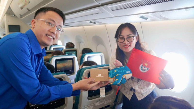 Hàng không Việt thắp sáng tinh thần nhiệt huyết trên “Chuyến bay Thanh niên” 2026 -1