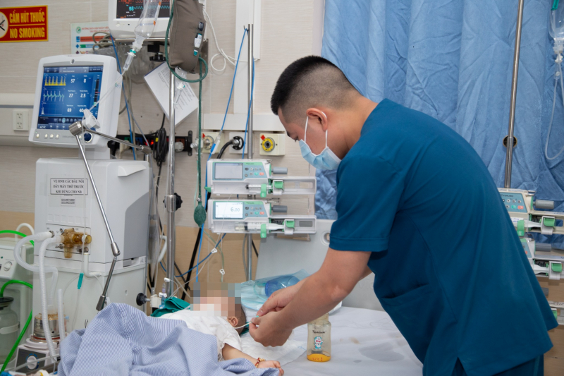 Tay chân miệng tăng gấp 5 lần, sốt xuất huyết tăng 2,2 lần -0