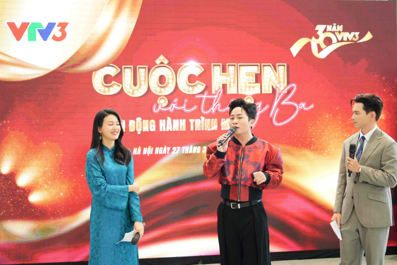 VTV3 xác nhận “Táo Quân” tái xuất “trái mùa”, có Tùng Dương tham gia -0