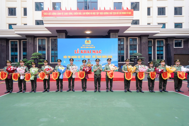 Bộ Tư lệnh Cảnh vệ nâng chất rèn luyện thể lực, bản lĩnh, kỹ thuật, chiến thuật -0