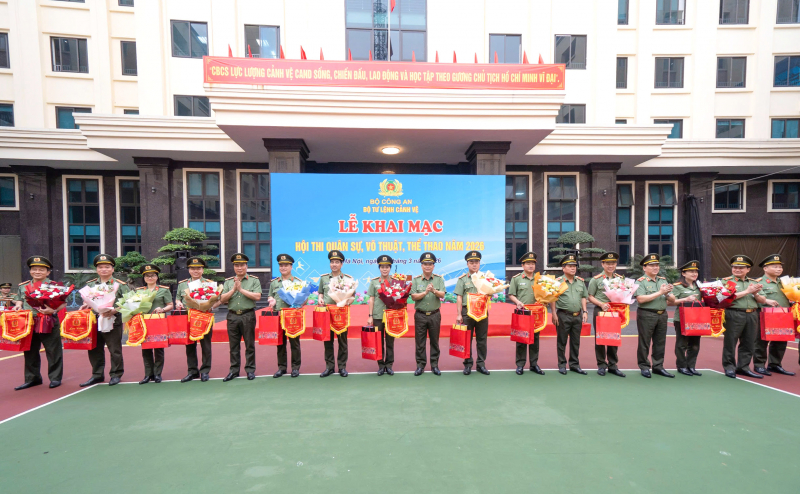 Bộ Tư lệnh Cảnh vệ nâng chất rèn luyện thể lực, bản lĩnh, kỹ thuật, chiến thuật -0