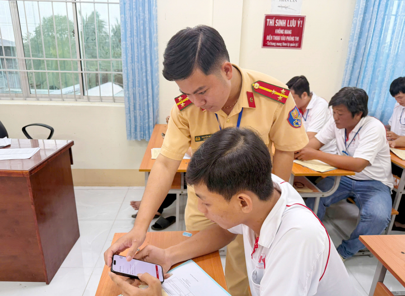 Những thanh niên CSGT tiêu biểu toàn quốc - nơi cực Nam Tổ quốc -0