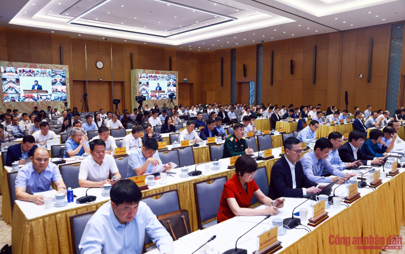 Phiên họp thứ hai -4