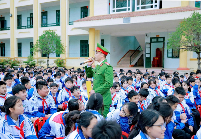 Những vụ án xâm hại trẻ em gây phẫn nộ: Khi thủ phạm là người thân quen -0