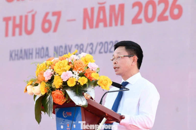 Agribank đồng hành triển khai an sinh xã hội, tiếp sức ngư dân Khánh Hòa bám biển -0