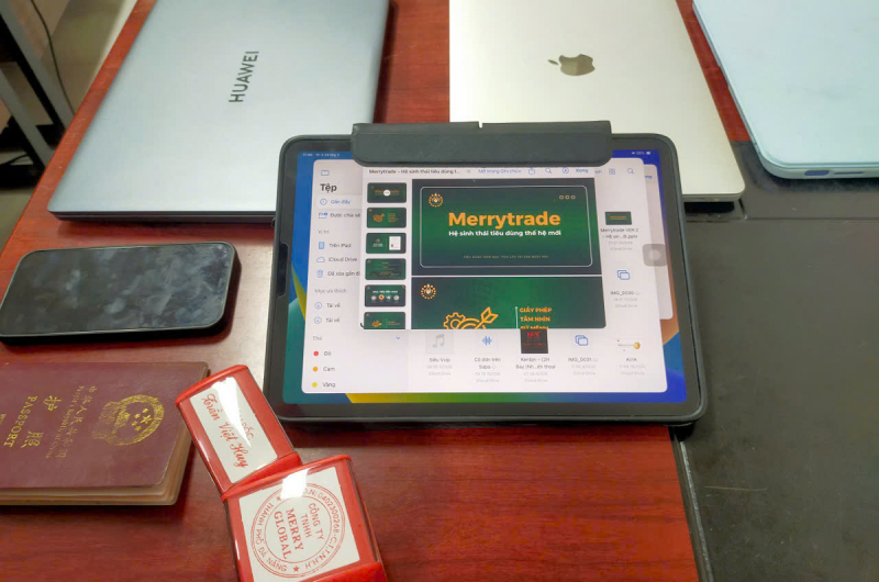 Bóc gỡ đường dây lừa đảo xuyên quốc gia núp bóng sàn thương mại điện tử “Merry Trade” -0