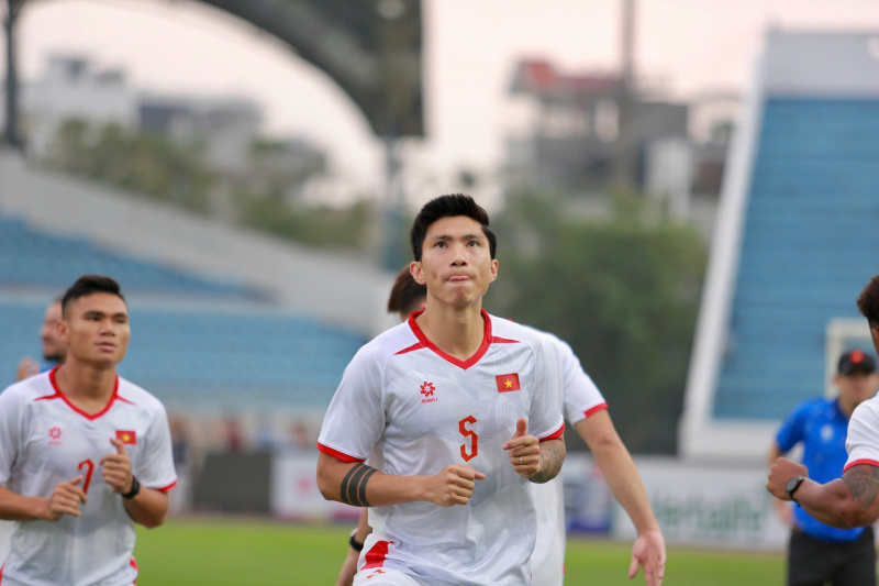 ĐTQG Việt Nam làm quen sân Thiên Trường, sẵn sàng tái đấu Malaysia -0
