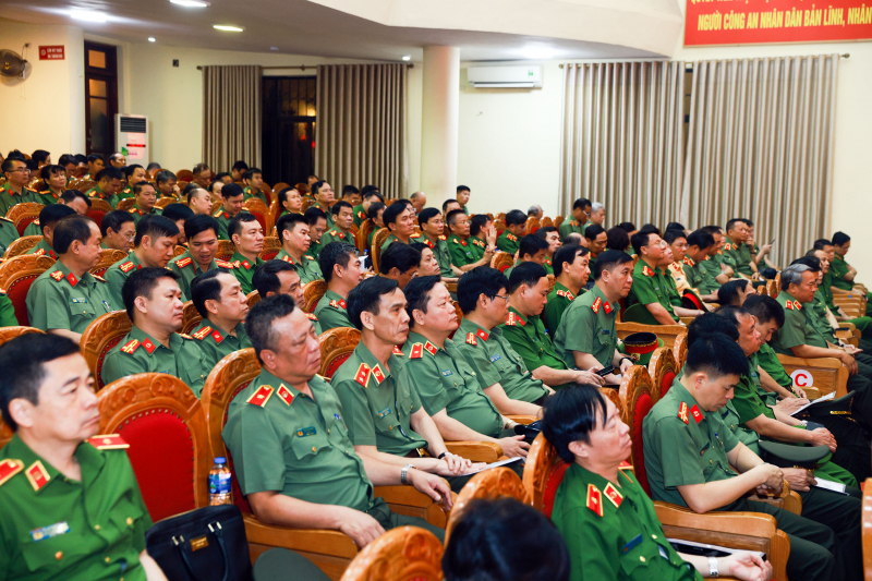 Nâng cao chất lượng công tác điều lệnh, quân sự, võ thuật trong Công an nhân dân -0