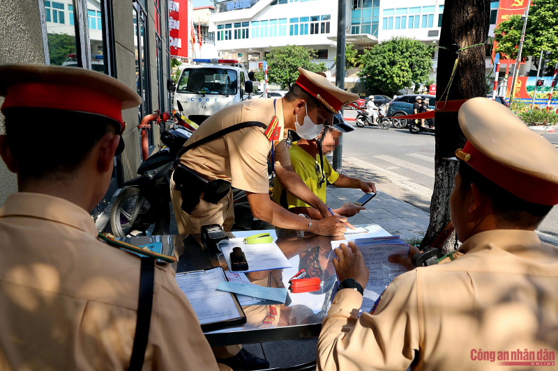Tăng cường xử phạt vi phạm nồng độ cồn, hạn chế TNGT và giảm tình trạng sử dụng  -0