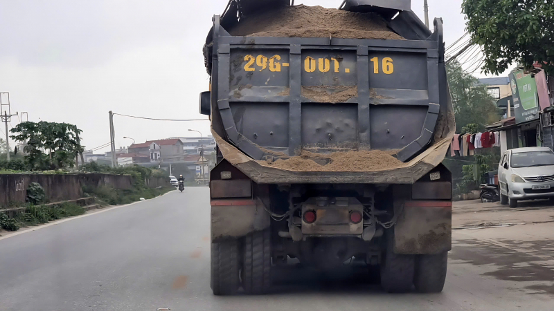 Hà Nội: Lỏng lẻo trong công tác quản lý, xử lý hoạt động bến bãi dọc các tuyến sông -0