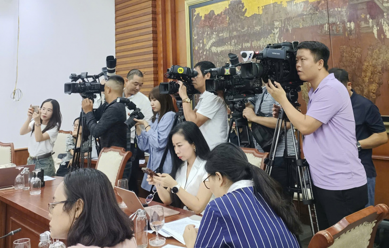 Gia hạn sử dụng Thẻ nhà báo kỳ hạn 2021-2025 đến hết ngày 30/6/2026 -0