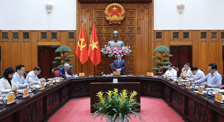 Thủ tướng: Xây dựng ngay kho dầu thô tại Nghi Sơn và tính toán các địa điểm khác -0